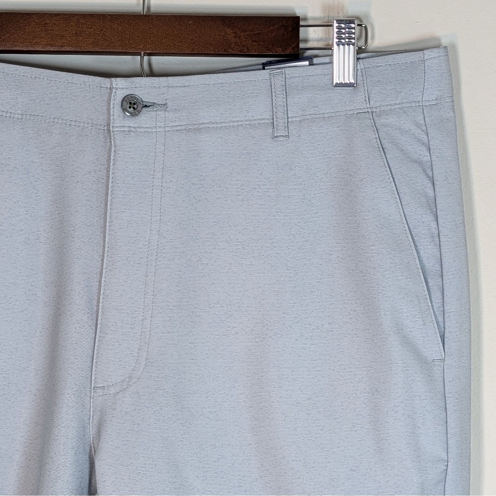 Pebble Beach Mens Dry-Luxe Performance Golf Shorts Grey Stripe Size 36 NWT